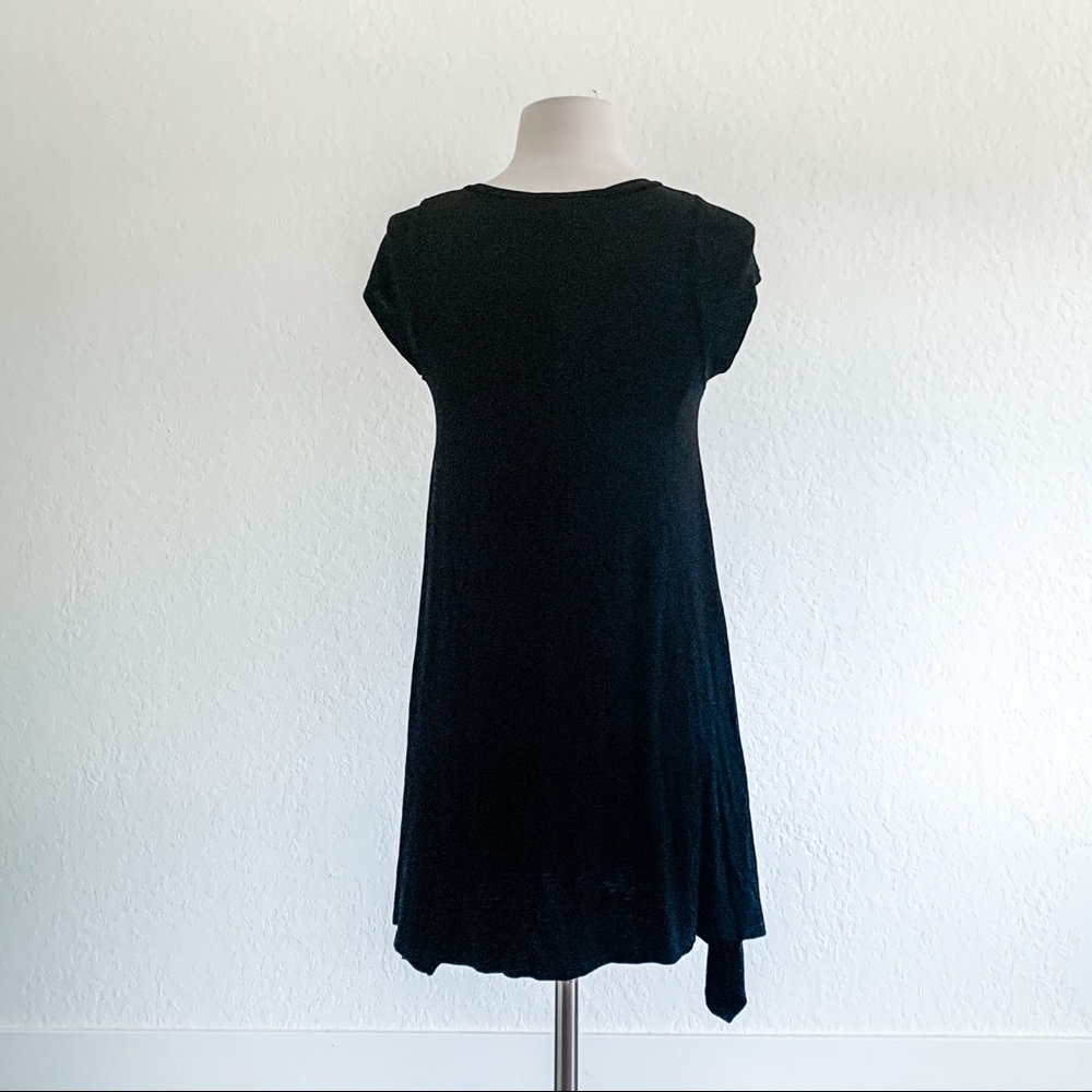 Black Short Sleeve Tunic with Pocket - Picture 6 of 8